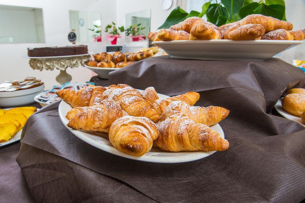 Hotel Venezia קאטוליקה מראה חיצוני תמונה