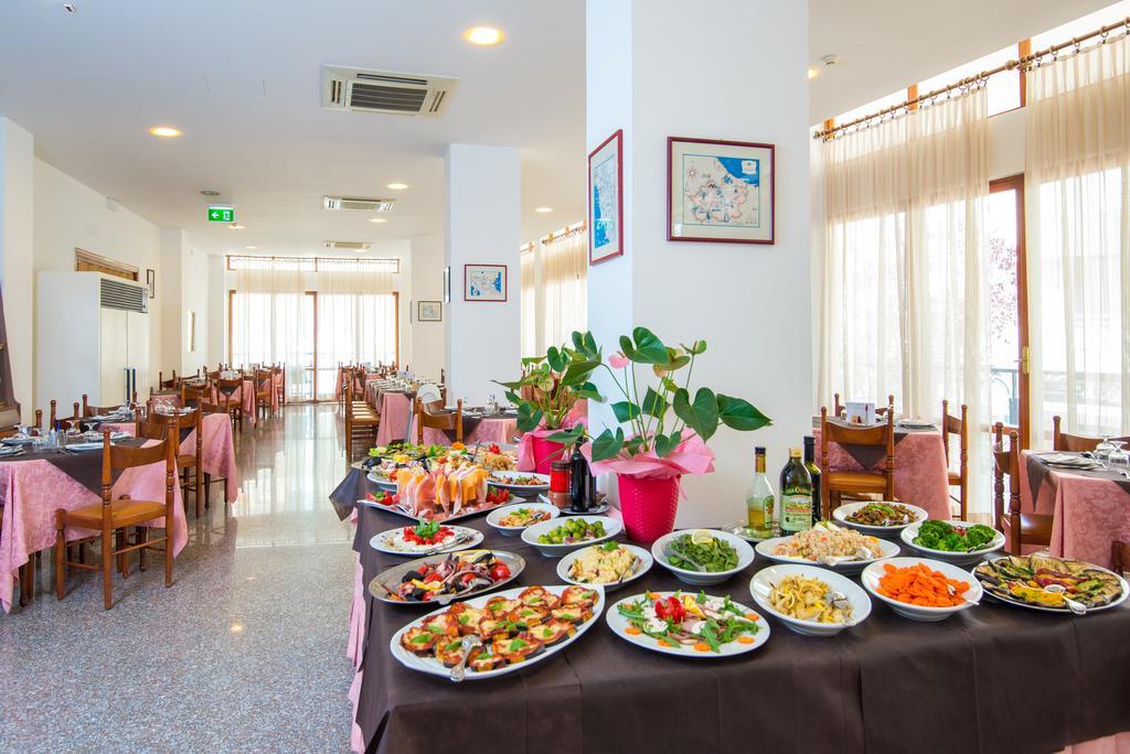 Hotel Venezia קאטוליקה מראה חיצוני תמונה