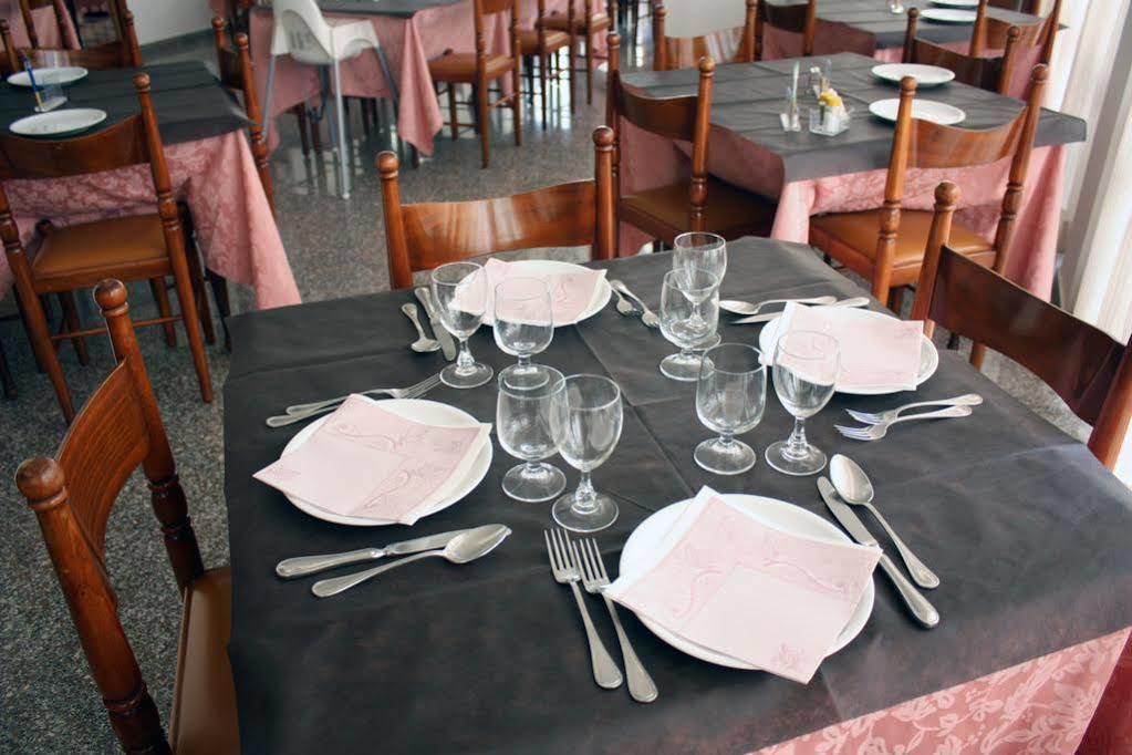 Hotel Venezia קאטוליקה מראה חיצוני תמונה