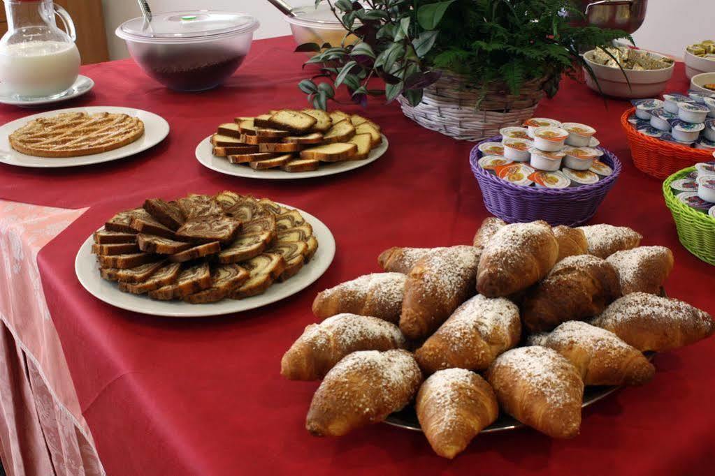 Hotel Venezia קאטוליקה מראה חיצוני תמונה